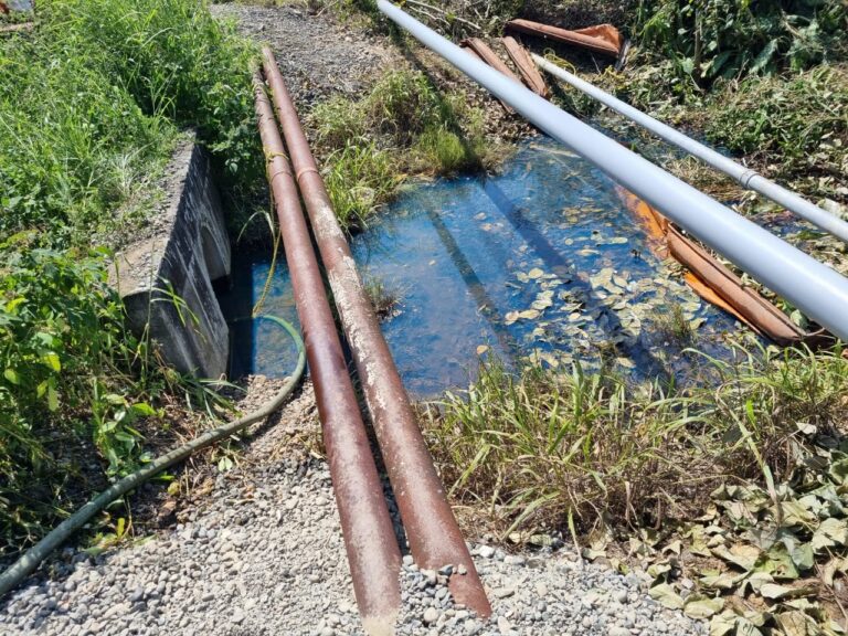 RECOPE CONTINÚA LIMIANDO DERRAME EN RUTA 32