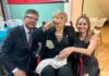 EDUCADORA RECIBE CONDECORACIÓN DE LA MUNICIPALIDAD DE HEREDIA