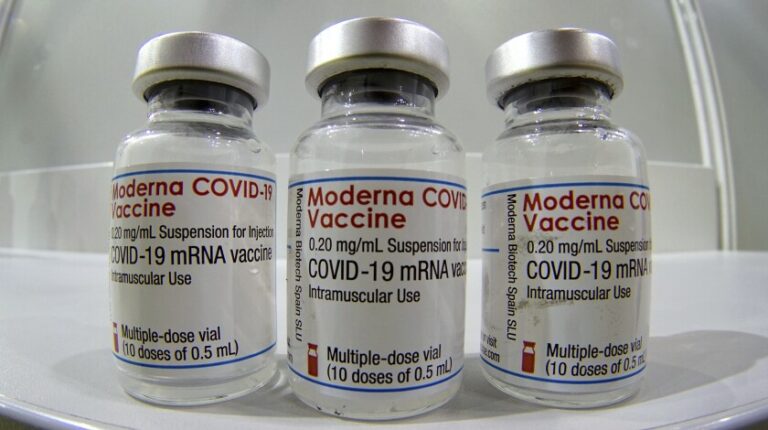 AUTORIZAN VACUNA CONTRA COVID PARA NIÑOS DE 6 MESES