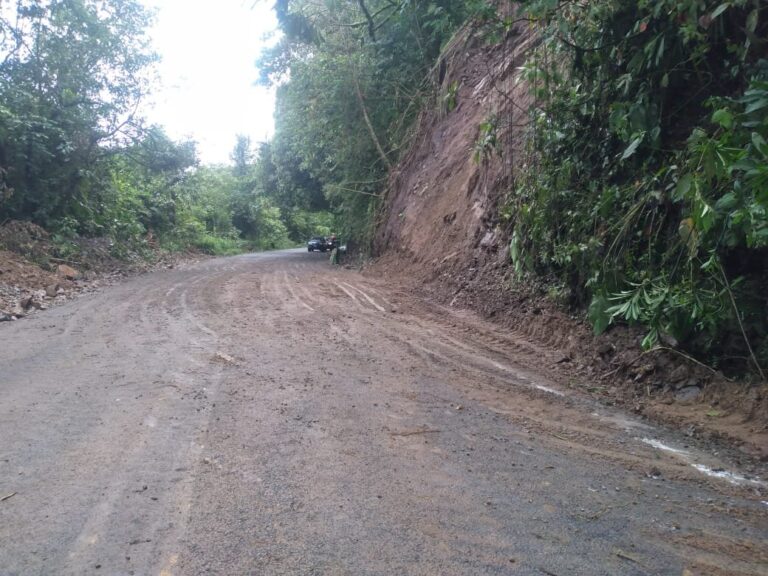 COLOCARÁN BARRERAS DE PROTECCIÓN EN ÁREA DE DERRUMBES EN LA 32