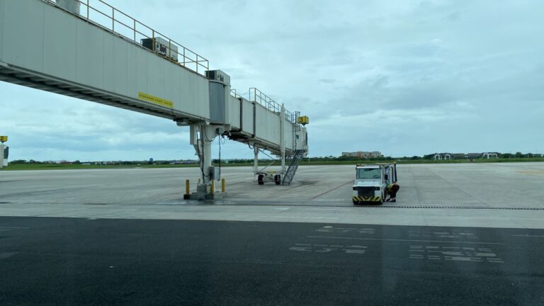AEROPUERTO DE LIBERIA OPERA CON NORMALIDAD