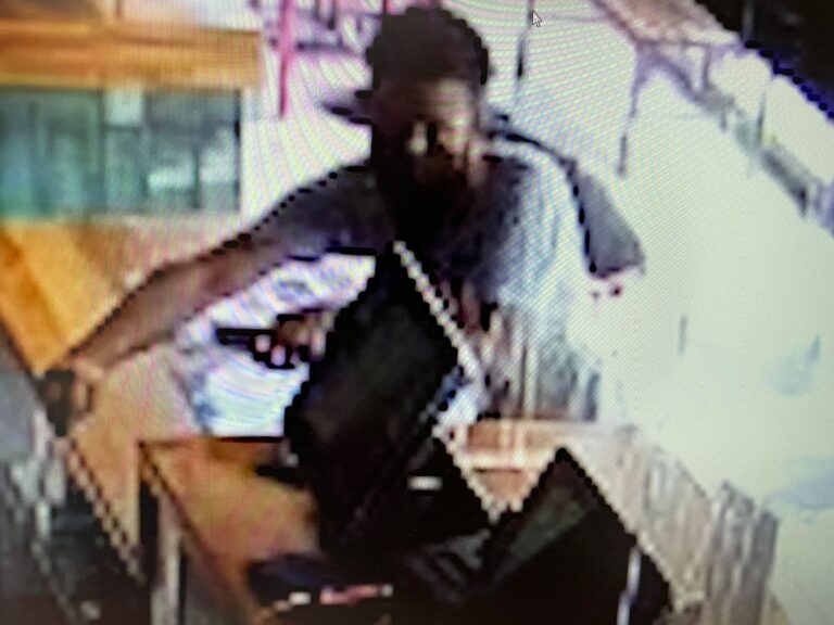 LO BUSCAN POR ROBAR TELÉFONO EN SAN RAFAEL