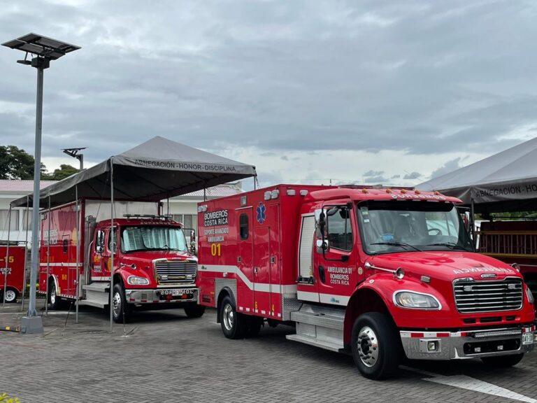 COLISIÓN CON PRENSADOS EN SAN PABLO