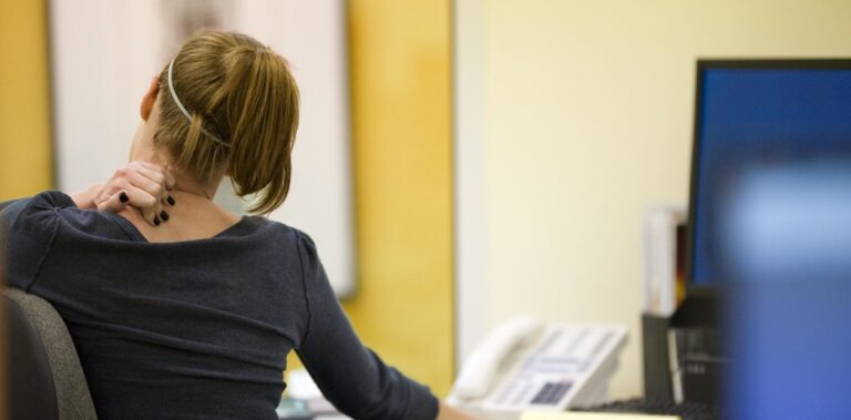 ¿CÓMO SOBREVIVIR A UN AMBIENTE LABORAL TÓXICO? ALGUNOS CONSEJOS