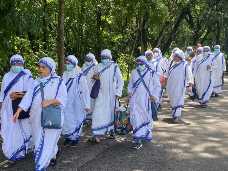 MONJAS LLEGAN A COSTA RICA TRAS SER EXPULSADAS DE NICARAGUA