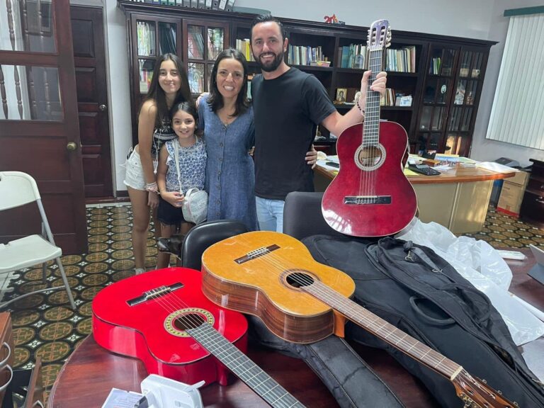 FAMILIA DE MARCO CALZADA NO DEJA DE SORPRENDER