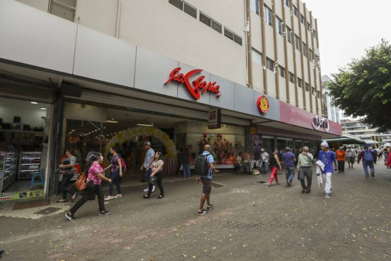 TIENDAS LA GLORIA CELEBRA 120 AÑOS