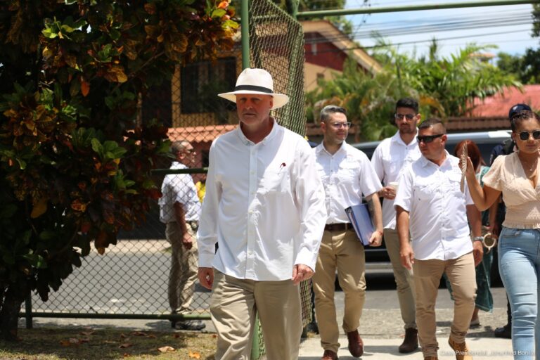 PRESIDENCIA PIDIÓ CAMBIAR A PERIODISTA DE CRHOY