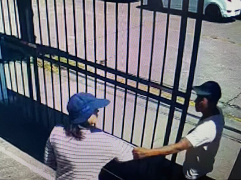 PUÑAL EN MANO SUJETO INTENTA ROBARLE