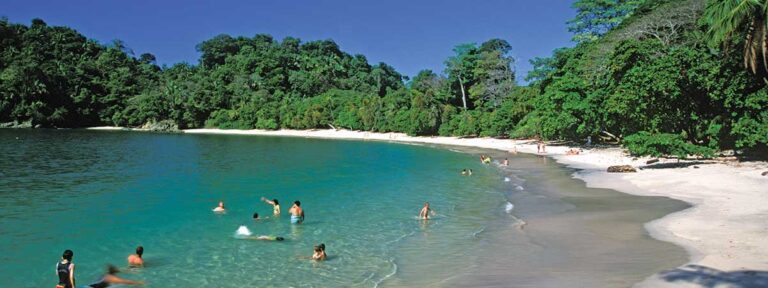 PIDEN A TURISTAS DECLARARLE LA PAZ A LOS  OCÉANOS