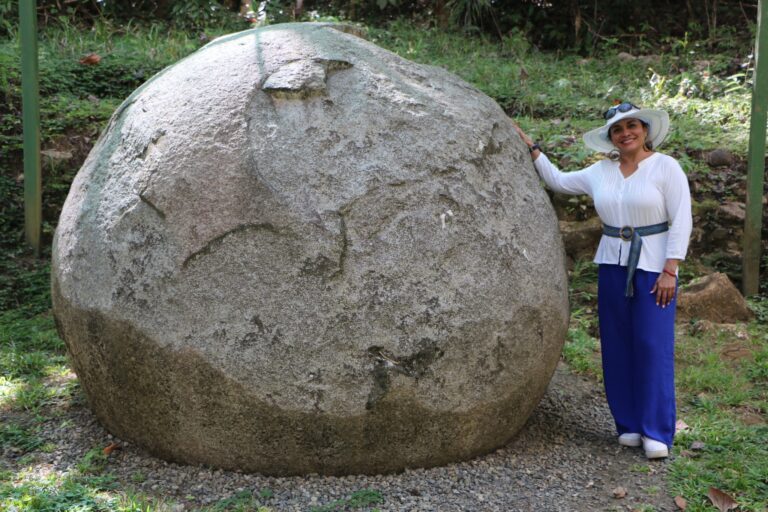 MINISTRA DE CULTURA VISITA A SITIOS ARQUEOLÓGICOS EN EL SUR DEL PAÍS