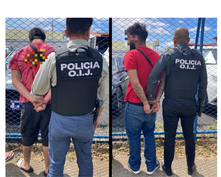 DETIENEN DOS HOMBRES POR VENTA DE DROGA EN SANTO DOMINGO