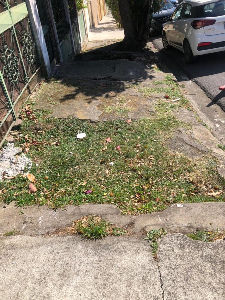 «LA MUNICIPALIDAD ESTÁ ATENDIENDO EL FALTANTE DE ACERAS»