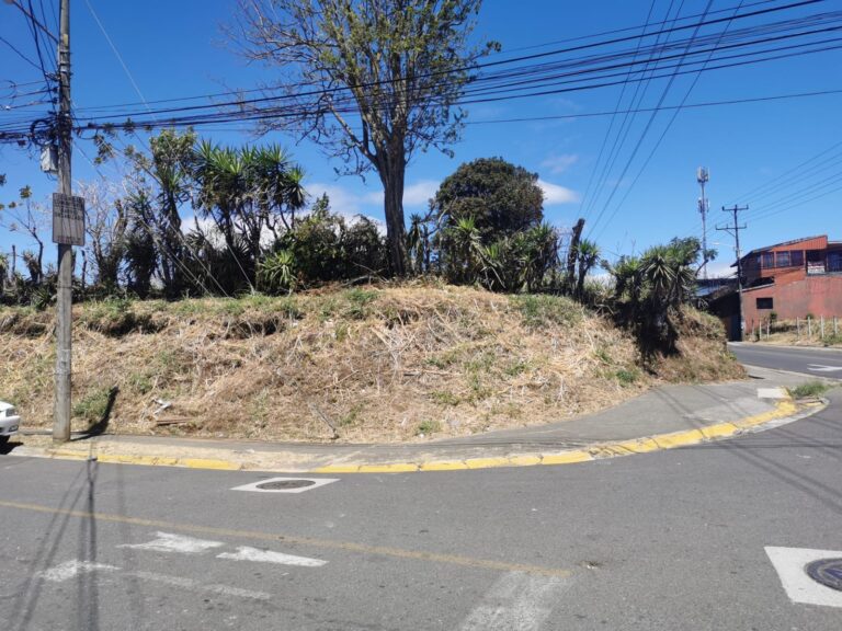 DE UN TIRO EN LA CABEZA ASESINAN HOMBRE ESTA MADRUGADA