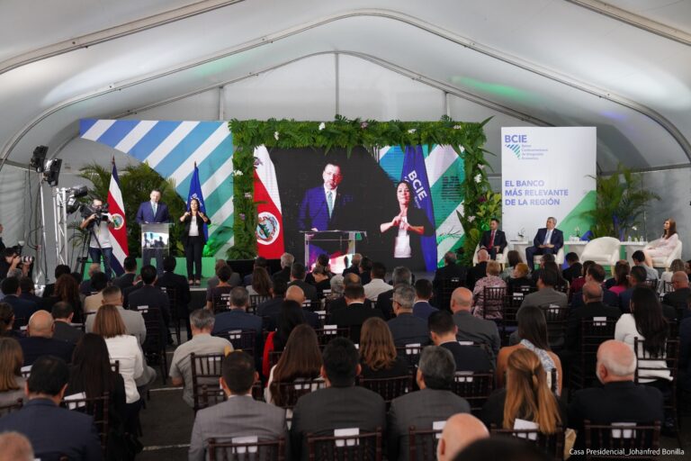 PAÍS AHORRARÁ MÁS DE 14 MIL MILLONES AL AÑO AL CONSTRUIR CIUDAD GOBIERNO
