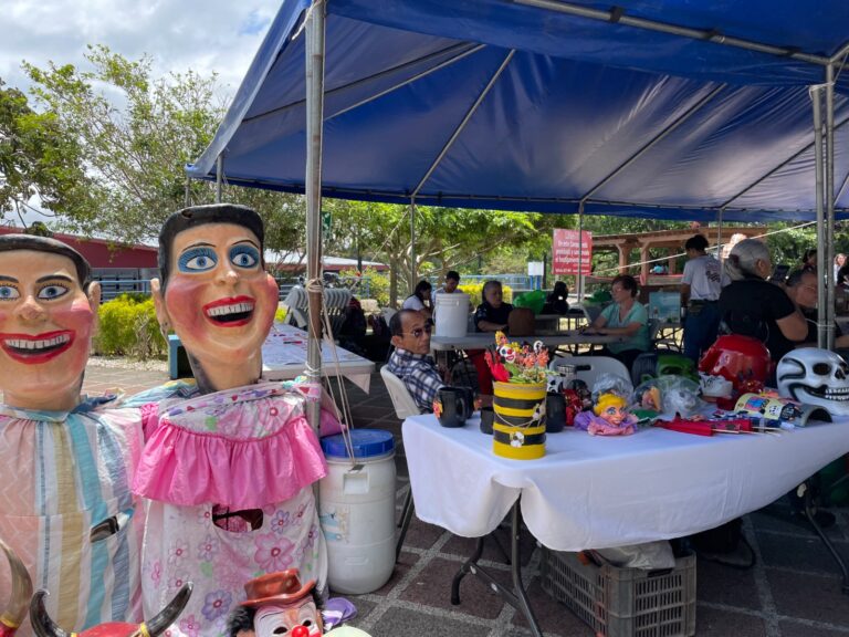 ABRIL ES EL MES DE LOS EMPRENDEDORES