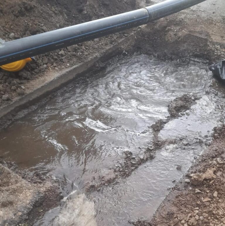 LLUVIAS DAÑARON TUBERÍA DEL ACUEDUCTO EN BARVA