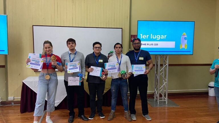 40 JÓVENES CREARON INNOVADORES PROYECTOS EN EL CAMPAMENTO MINDS ON