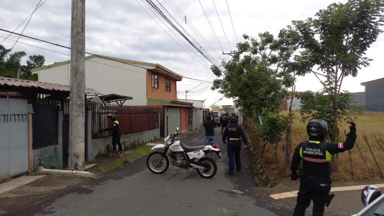 ALLANAMIENTOS EN SAN PABLO POR VENTA DE DROGA