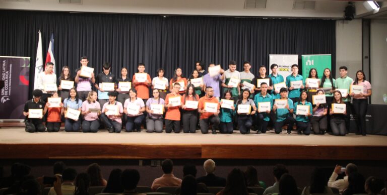 FUNDACIÓN MONGE PREPARA A ESTUDIANTES PARA LA VIDA