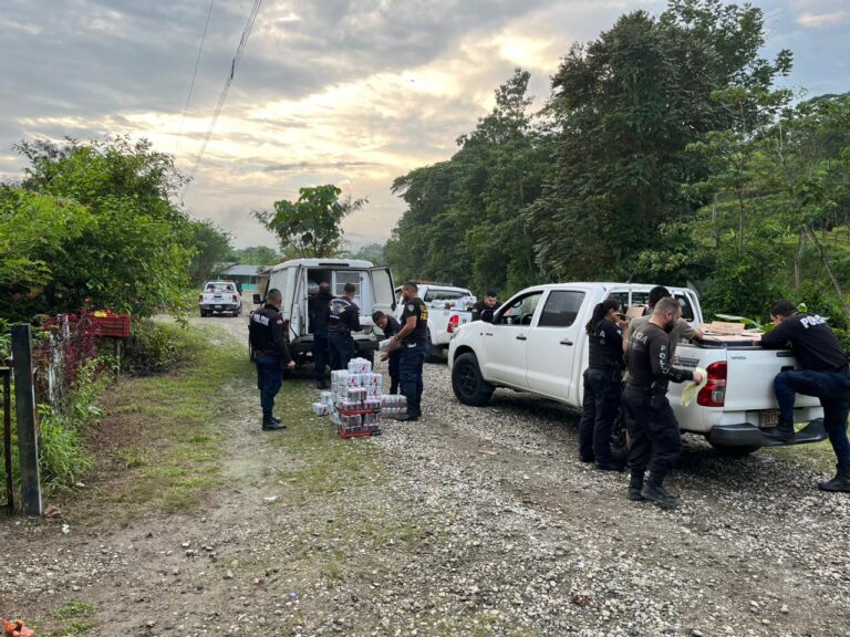 DECOMISAN MÁS 3 MILLONES DE COLONES EN LICORES DE CONTRABANDO