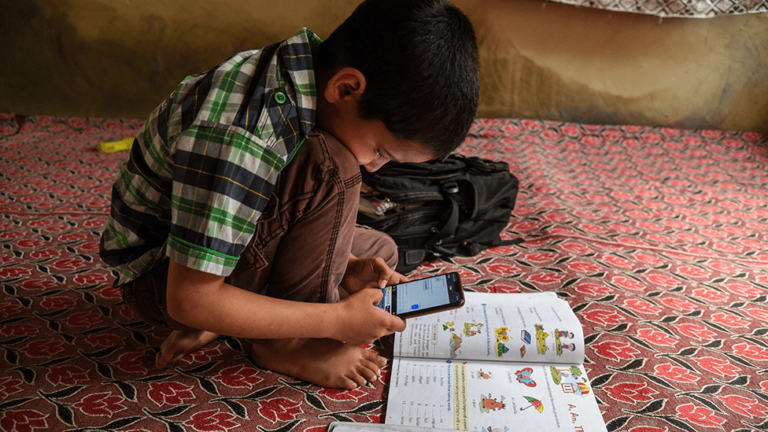 78 MIL HOGARES EN POBREZA EXTREMA TIENEN ACCESO GRATUITO A INTERNET