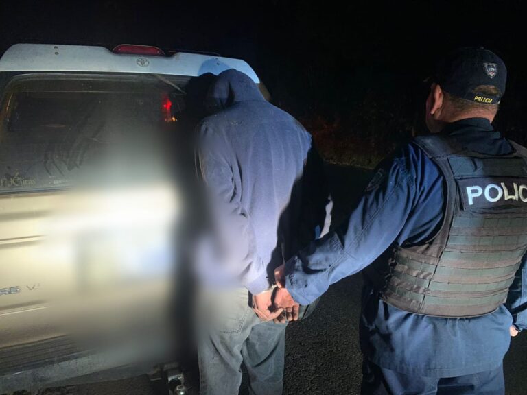 DETIENEN A DOS SOSPECHOSOS DE INTEGRAR BANDA DE «EL DIABLO»