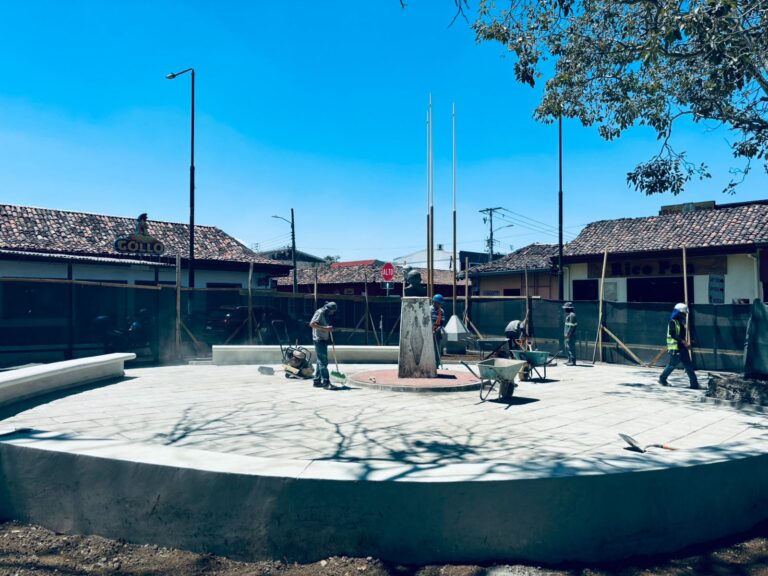 REMODELACIÓN DEL PARQUE DE BARVA CON MÁS DEL 75% DE AVANCE