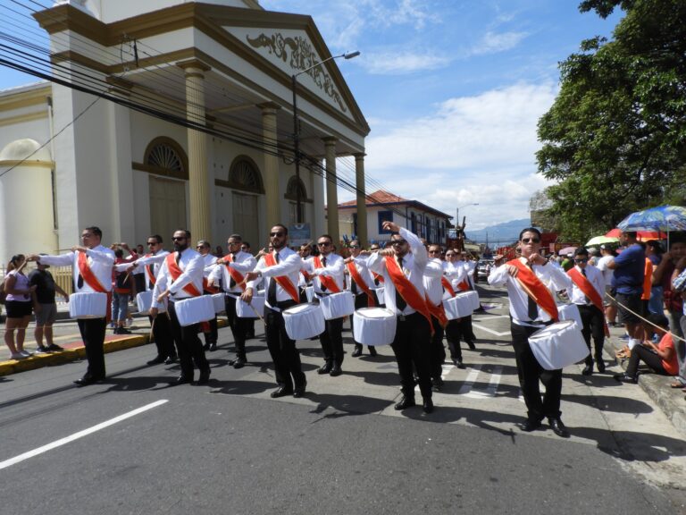 GRUPO DE TAMBORES DE HEREDIA CELEBRA 40 AÑOS