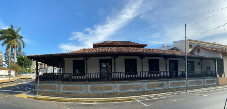 REABRE CASA DE LA CULTURAL ALFREDO GONZÁLEZ FLORES