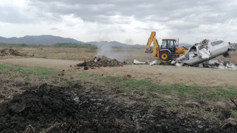 DESTRUYEN PISTA CLANDESTINA EN GUANACASTE