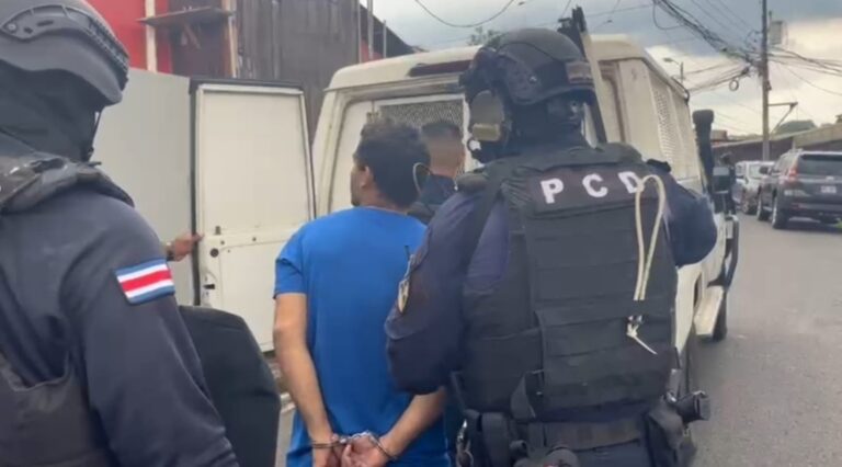 CON ANTECEDENTES POR FEMICIDIO, FUE DETENIDO POR VENTA DE DROGAS