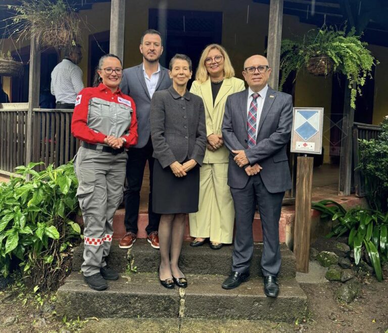 MUSEO DE CULTURA POPULAR BARVEÑO CELEBRA 30 AÑOS CON ESCUDO AZUL
