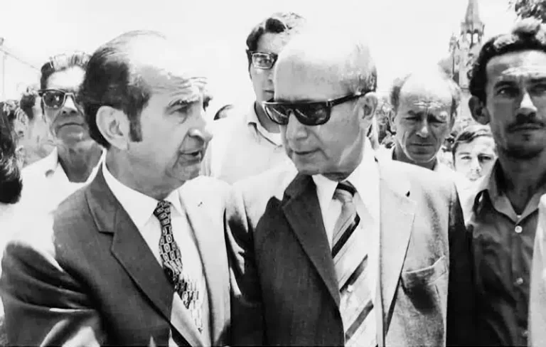 FUNDADOR DE LA ESCUELA OBRERA DECLARADO BENEMÉRITO DE LA PATRIA