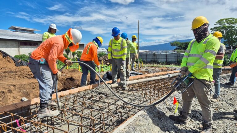AVANZAN OBRAS DEL TANQUE DE ALMACENAMIENTO DE AGUA EN LA URUCA, UNO DE LOS MÁS GRANDES DEL PAÍS