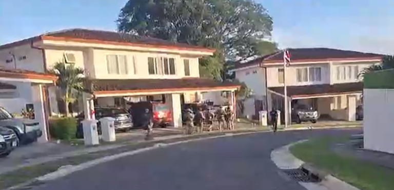 PASTOR EVANGÉLICO, DOS GERENTES BANCARIOS Y SUJETO BUSCADO POR LA DEA INTEGRAN BANDA CRIMINAL