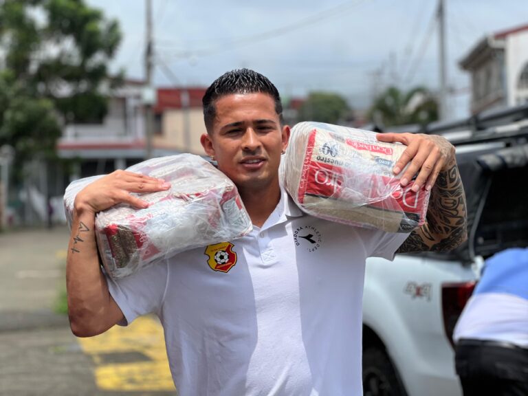 CLUB SPORT HEREDIANO SE UNIÓ A CAMPAÑA PARA AYUDAR A DAMNIFICADOS POR INUNDACIONES Y DESLIZAMIENTOS