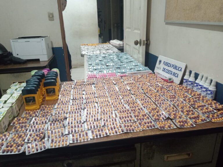POLICÍA LOCALIZA MÁS DE CUATRO MIL UNIDADES  DE MEDICAMENTOS