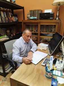 El educador herediano Luis Aguilar, afirma que mediante la educación se puede transformar una comunidad, siempre que se vincule con programas de las diferentes instituciones que compartan una visión, no asistencialista, pero sí de sumar esfuerzos para lograr el objetivo, con planes de trabajo claros y objetivos específicos.