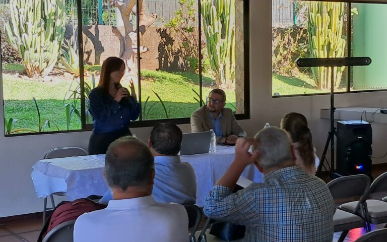 EXPERTOS REUNIDOS EN HEREDIA ANALIZAN PROBLEMÁTICA DE LA BASURA EN EL PAÍS