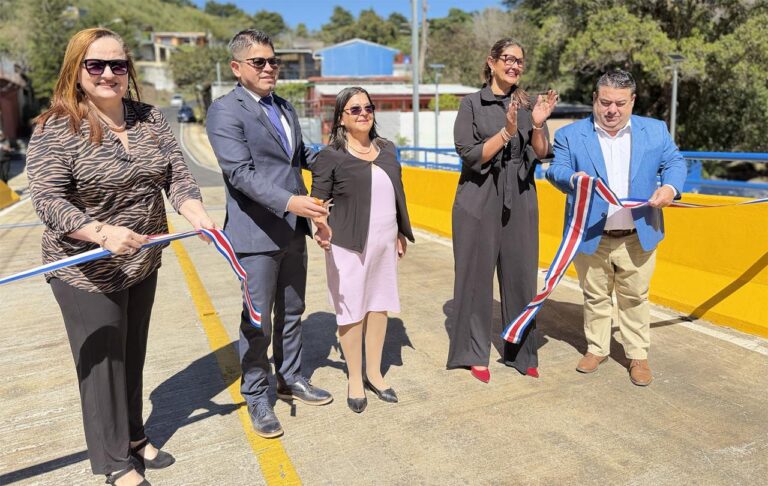 NUEVO PUENTE SOBRE EL RÍO TIBÁS BENEFICIA A MÁS DE 8.000 PERSONAS EN SAN RAFAEL