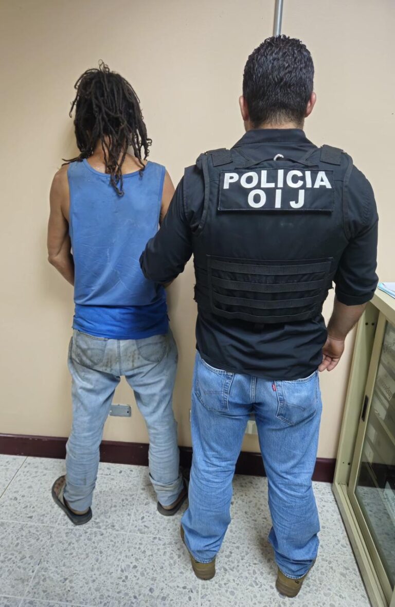 DETIENEN A PRESUNTO ASESINO SERIAL EN LIMÓN