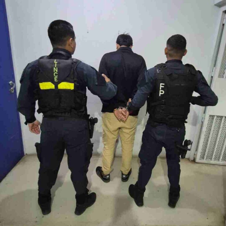 DETIENEN SUJETO CON MÁS DE 100 DOSIS DE MARIHUANA