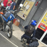 EN CONDICIÓN CRÍTICA POLICÍA ATACADO A TIROS EN LIMÓN