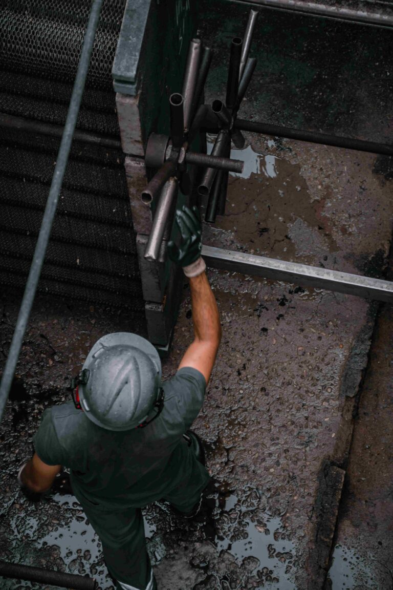 ESPECIALISTAS ADVIERTEN QUE MUCHOS TRABAJADORES DESCONOCEN SUS DERECHOS LABORALES