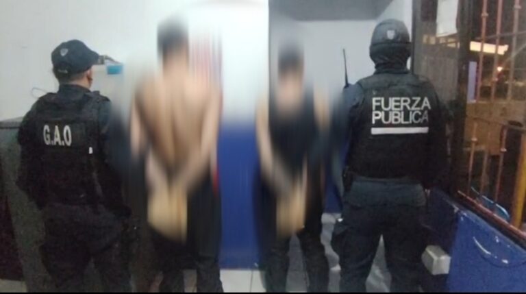 SOSPECHOSOS DE HOMICIDIO EN LA GUÁCIMA FUERON DETENIDOS TRAS CIERRES DE CARRETERA