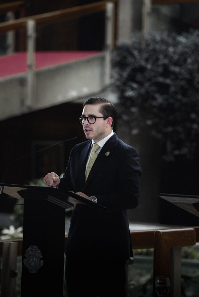 MINISTRO DE JUSTICIA DENUNCIARÁ PENALMENTE AL FISCAL GENERAL