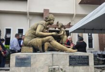 HEREDIA CONVIERTE EL PARQUE NICOLÁS ULLOA EN UN TALLER ABIERTO DE ESCULTURA EN MADERA