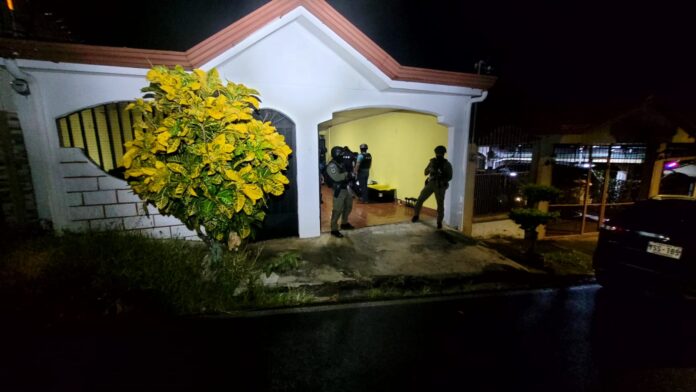 Vivienda allanada en donde se localizó casi una tonelada de droga