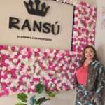 SUSSY CORRALES TRANSFORMA SU HISTORIA DE SUPERACIÓN EN APOYO PARA OTRAS MUJERES